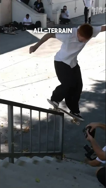 Giovanni Vianna “RITORNA” part #skate #skateboarding