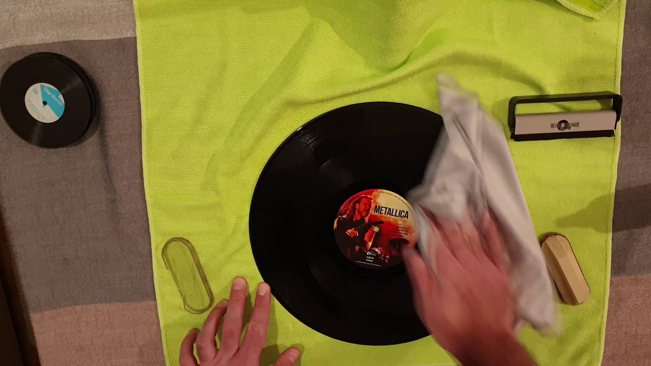 Kako očistiti gramofonske ploče