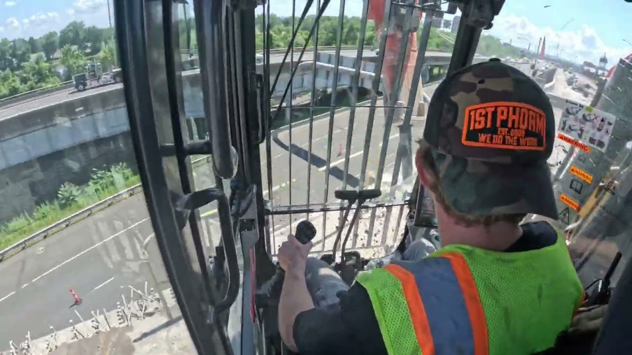 Timelapse Day in the life Steelwrist Demolition with Concrete Cutting Company