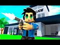 BECOMING A POLICE OFFICER!!! - Roblox Brookhaven RP