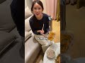 【中日夫妻】日本老婆圖圖、在中國居然喜歡吃外賣。 #日本 #日本生活 #日本小姐姐 #高興與圖圖 #高興闖日本