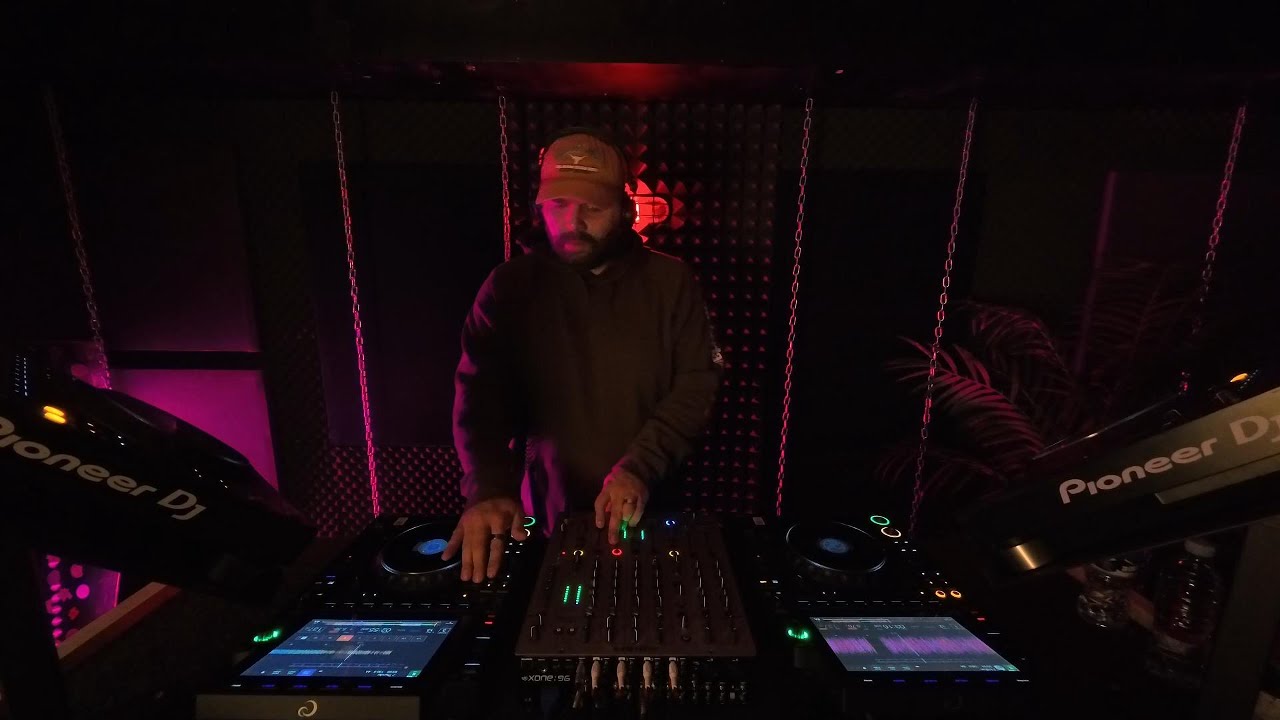 DAVE FOREST | SONIC STAGE