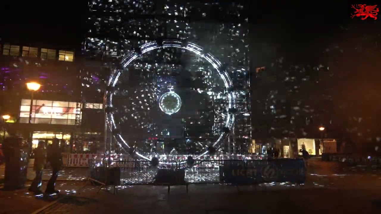 06.11.2025 Rostocker Lichtwoche. Motto: „Kosmisches Licht“ am Kröpeliner Tor.