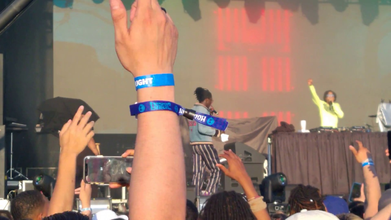 JMBLYA 2018 in 4K - YOUNG THUG Makes Crowd Lose their Freaking Mind during "Check"