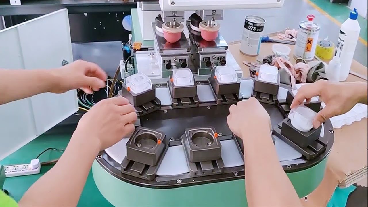 Cosmetic jars bottom silk screen printing machine semi automatic pad printer