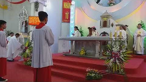 Giáo xứ điền hộ rước đoàn đồng tế trong thánh lễ ban bí tích thêm sức 23/6/2019