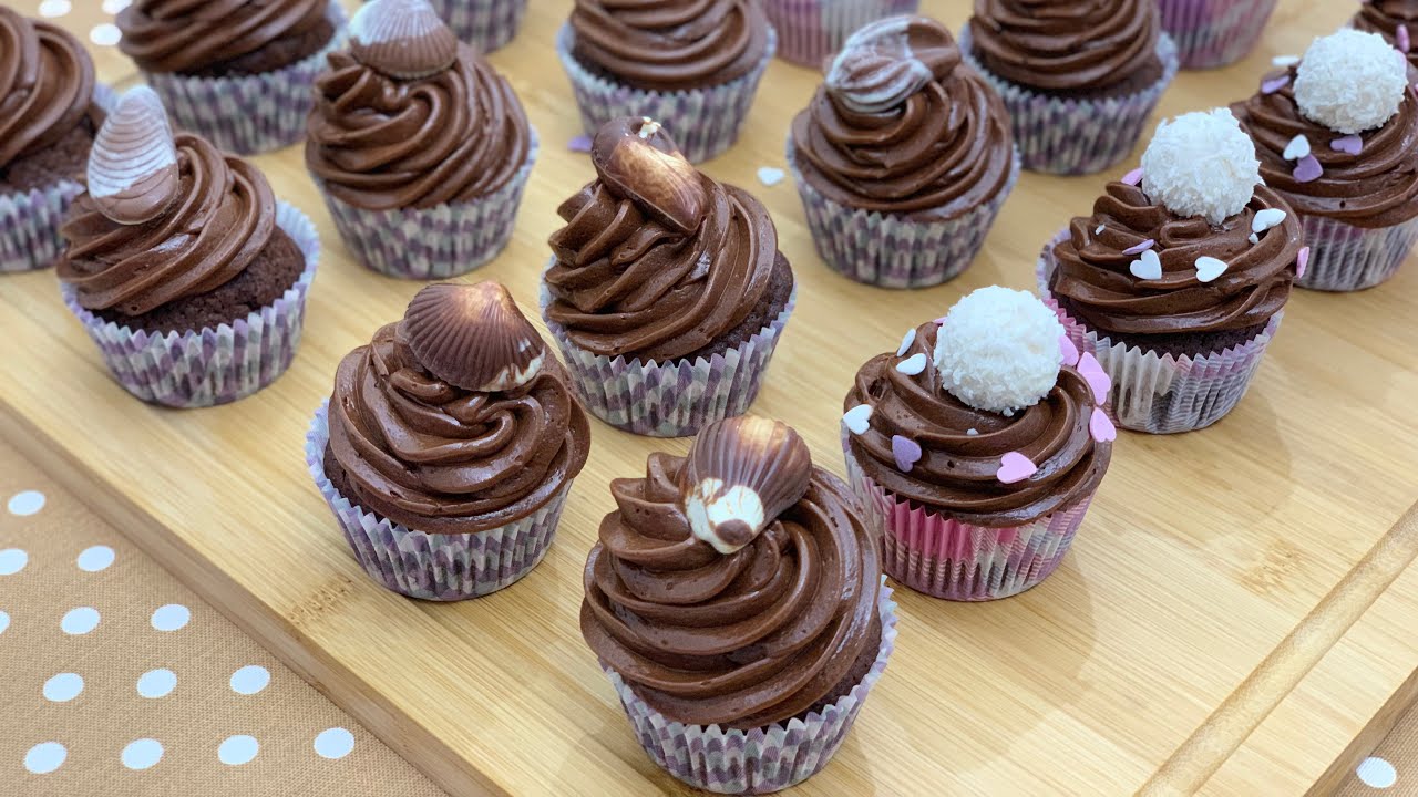 DÜNYANIN EN LEZZETLİ CUPCAKE’İ😋 BU TARİFLE 24 ADET ÇIKIYOR🤩 PAMUK GİBİ KEKİ ve ENFES KREMASIYLA😍