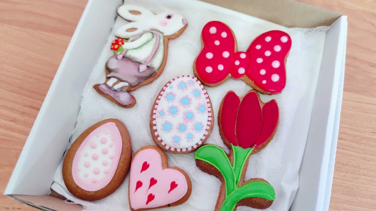 ZDOBENIE VEĽKONOČNÝCH MEDOVNÍČKOV – WORKSHOP II.