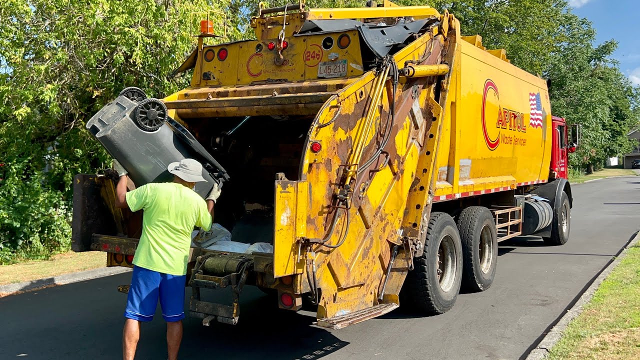 Capitol’s Long Leach Garbage Truck Packing Trash YouTube