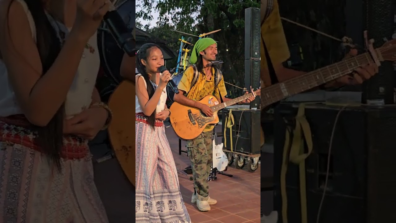 ว่าว cover มีนตรา #กีต้าร์สิริขวัญ & สมปองอุมา