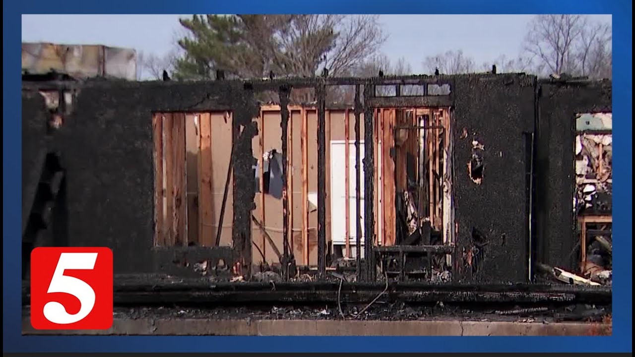 A Fairview family loses home just days before Christmas - YouTube