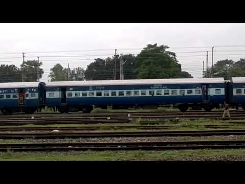 12488 Seemanchal Express leaving Katihar Jn