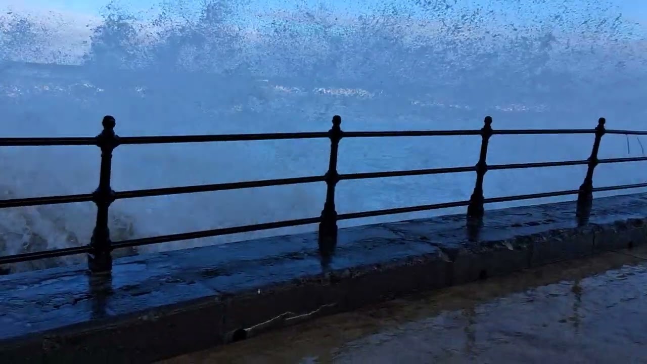 The Big Waves of Scarborough. 