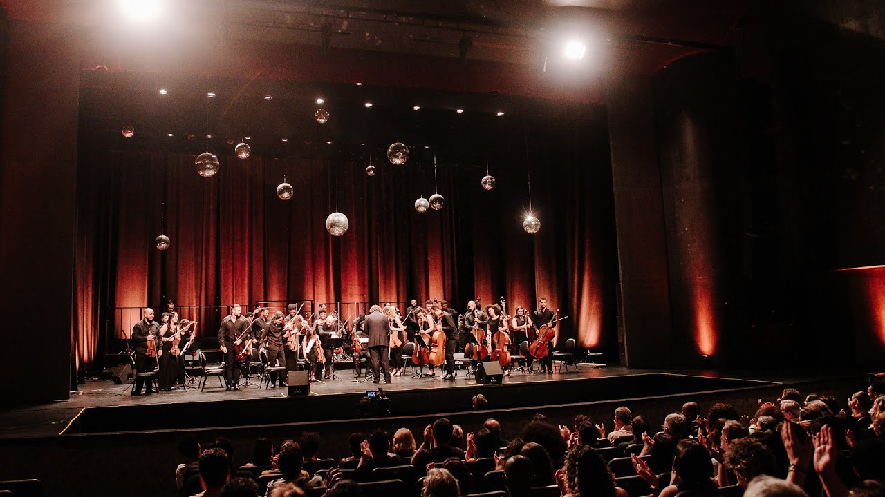 Diana Ross - Upside Down - Orquestra Ouro Preto ( Live Symphonic