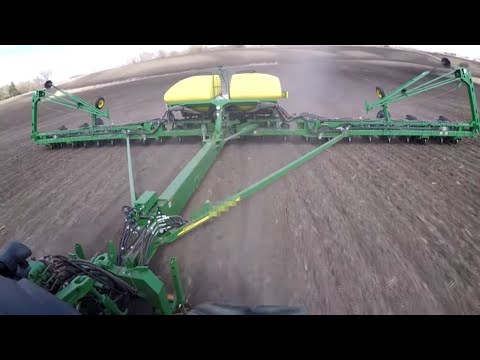 Technology in Agriculture - Win up to $5,000 with FarmFluencer!