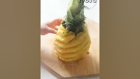 How to Cut a Pineapple The Easiest Way| Cách gọt dứa #Shorts