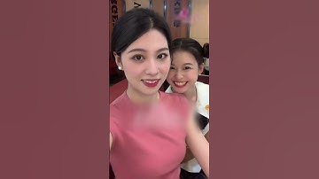 khi cùng độ tuổi mà nhìn như hai mẹ con và cái kết #haihuoc #funny #trend #giaitri #st666 #hàihước