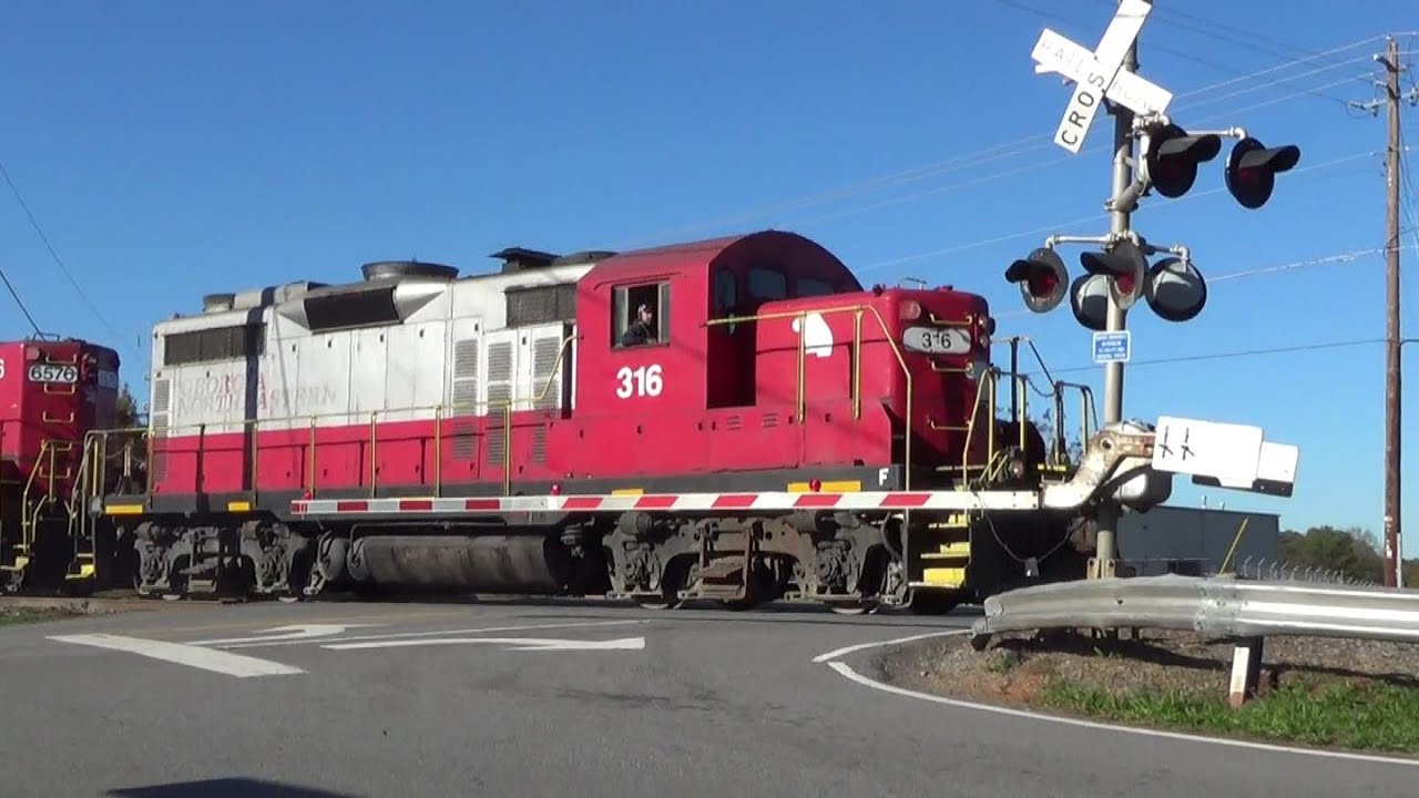 Chasing Georgia Northeastern Railroad from Marietta to Canton! 11-23-15
