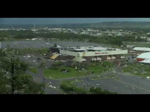 Raw Video of aftermath from a Tornado that hit Met...