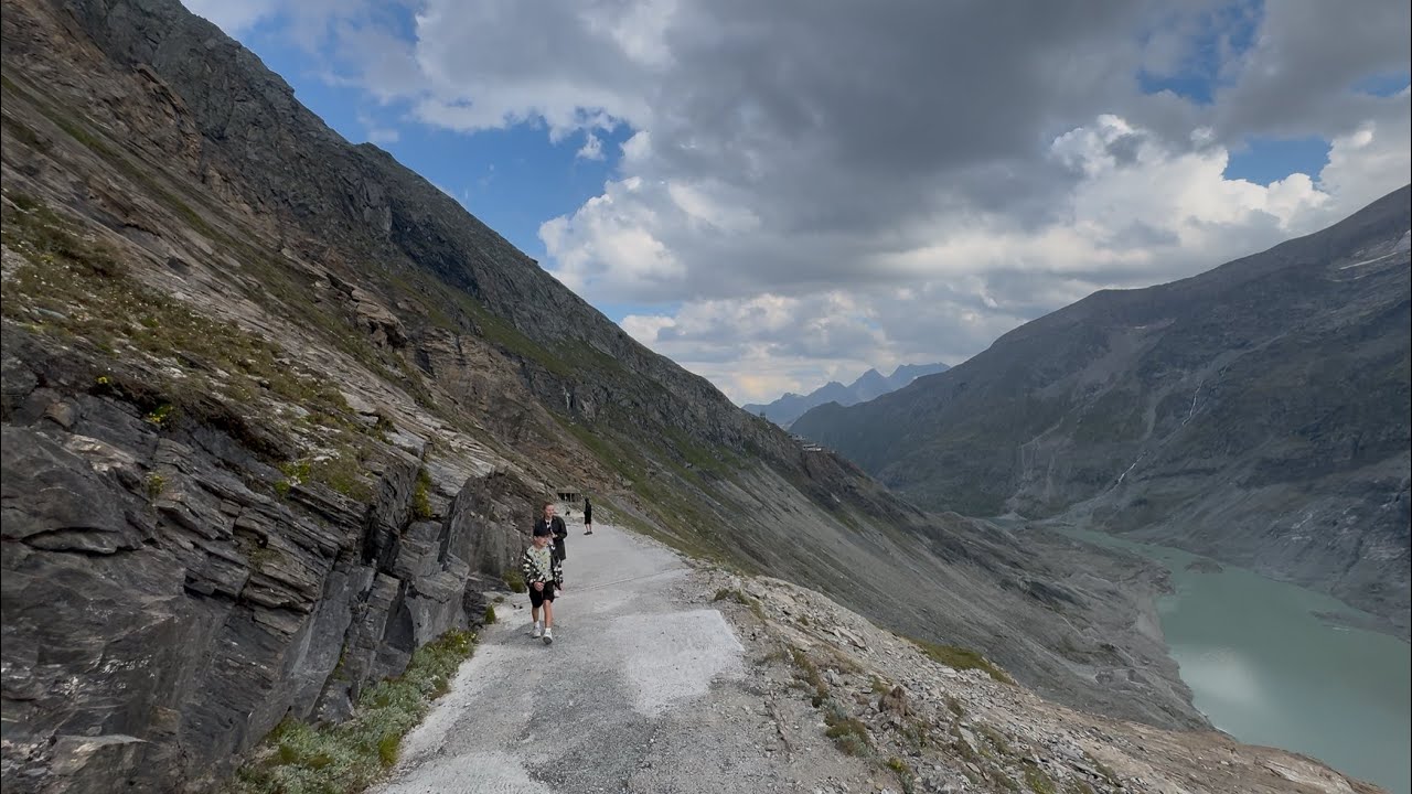 Ледник, туннели, пещеры. Ледник Pasterze. Австрия 🇦🇹 