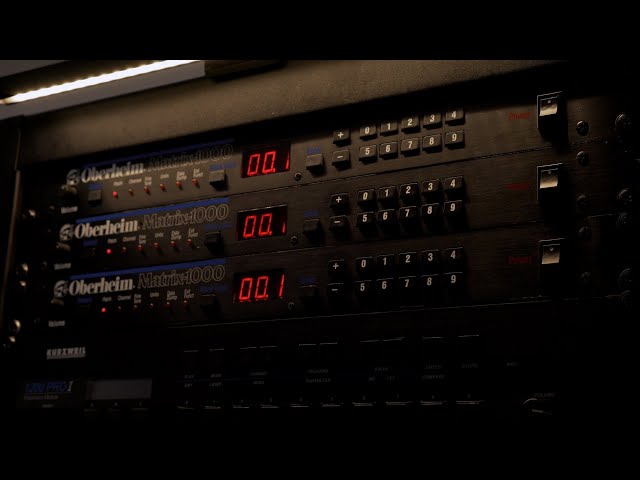 How to POLY-CHAIN the Oberheim Matrix 1000 & Install the