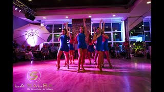 Download Lagu Romeo Santos - Promise ft. Usher | Show Performance KL Ladies Team | Kira Lareida #bachataladystyle MP3