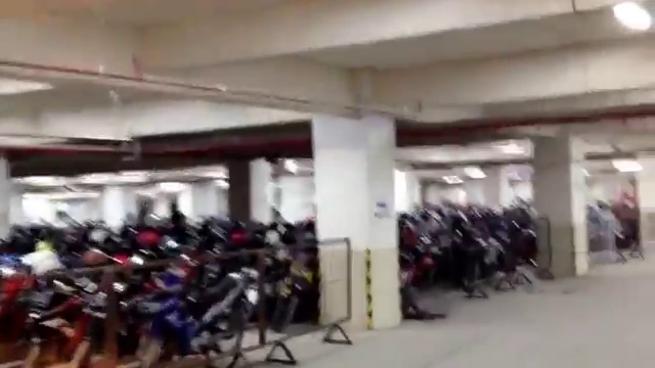 Parkir basement of HARTONO SUper Mall YouTube