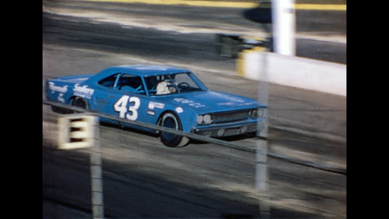 Richard Petty winning Old Dominion 500 (Martinsville Speedway, 1970