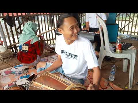 MANUSIA GHIBAH (COVER)