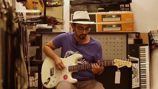 Fender squier White مراجعة جيتار مع السعر