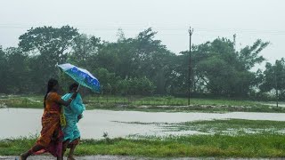 Millions take shelter as Cyclone Amphan nears India, Bangladesh