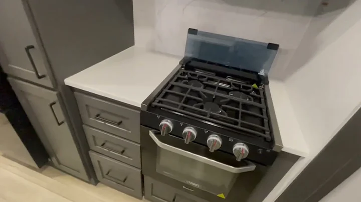 2026 Rockwood Ultra-Lite 2906RL Travel Trailer