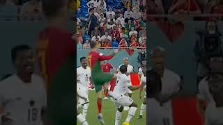 ماشاء الله على الارتقاء ??shorts ronaldo