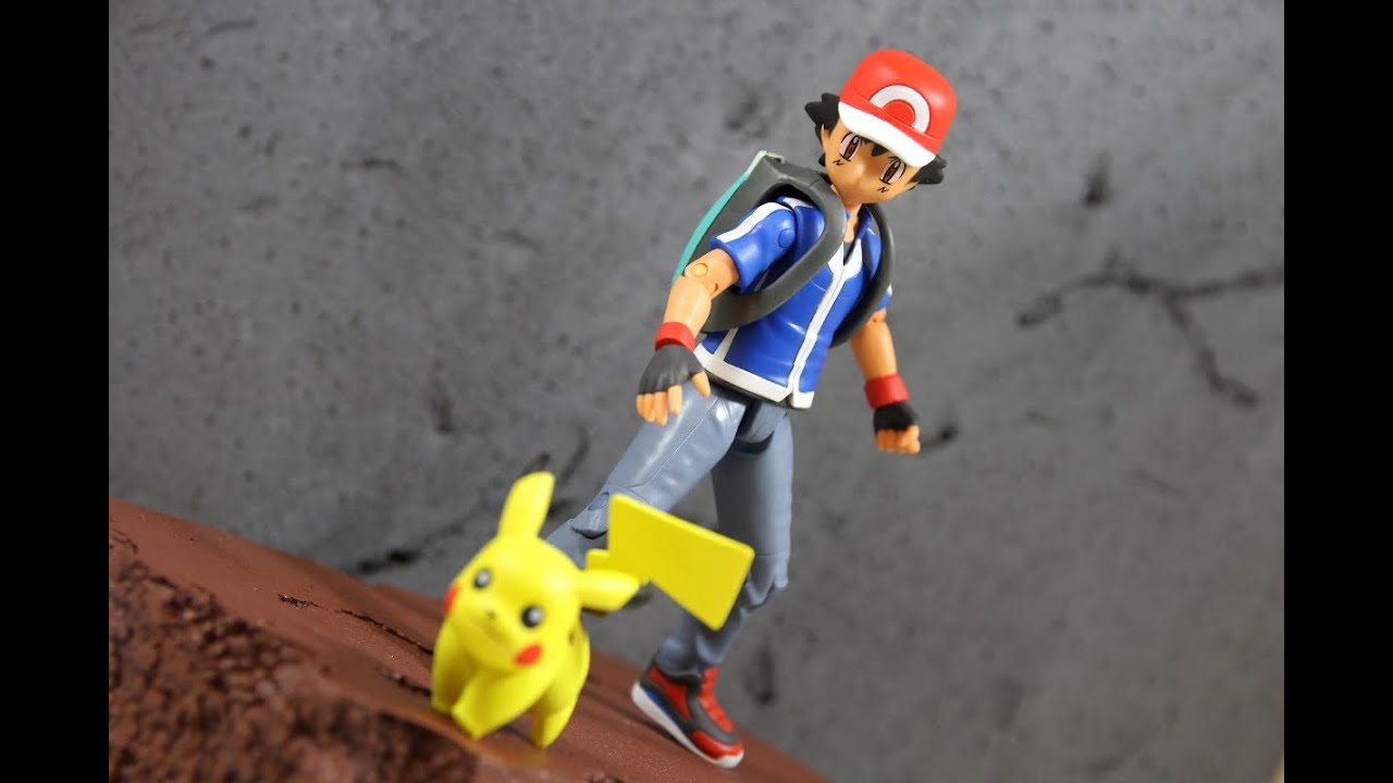 Boneco Pokémon Xy Ash + Pikachu Trainer Figure Tomy