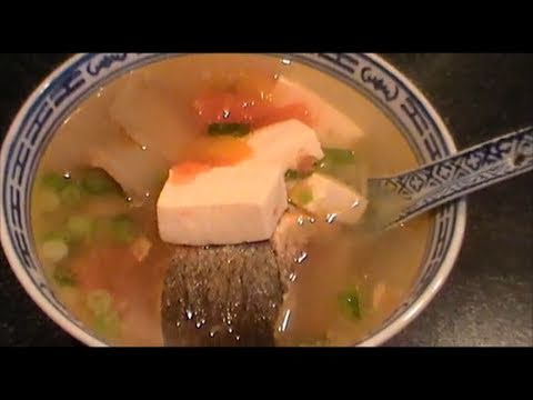 वीडियो: आग पर मछली का सूप पकाने की विधि: रूसी व्यंजनों के रहस्य