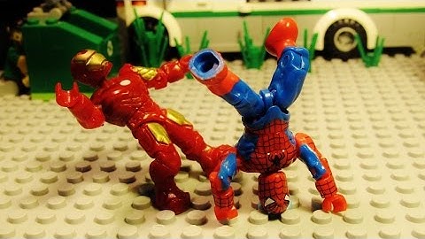 *Mega Bloks* Spiderman vs Iron Man 4