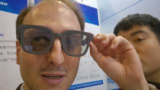 Short interview to Bear Sunny about its transition lenses for AR glasses
At VR AR Expo China, Bear Sunny was showcasing its solution to make the lenses of AR glasses become more transparent or more opaque depending on how much light there is around you. I tried its product and had a quick interview with one of its employees.
If you want to contact Bear Sunny, this is its Contact page: http://en.boyu-tech.cn/Contact.html
If you liked this video, follow me for more news on AR and VR:
- Blog: https://skarredghost.com
- Twitter: https://twitter.com/SkarredGhost/
- Linkedin: https://www.linkedin.com/in/antony-vitillo-vr/
- Patreon: https://www.patreon.com/skarredghost
#virtualreality #china #technology #mixedreality #metaverse #Asia #ar #vr #xr #mr #startup #augmentedreality #hardware Short interview to Bear Sunny about its transition lenses for AR glasses
