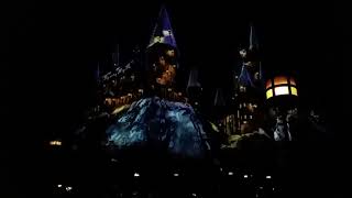 Video thumbnail of "Wizarding World of Harry Potter Winter Light Show 2017"