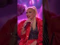 Gwen Stefani performing "True Babe"?! We are not worthy! 👏