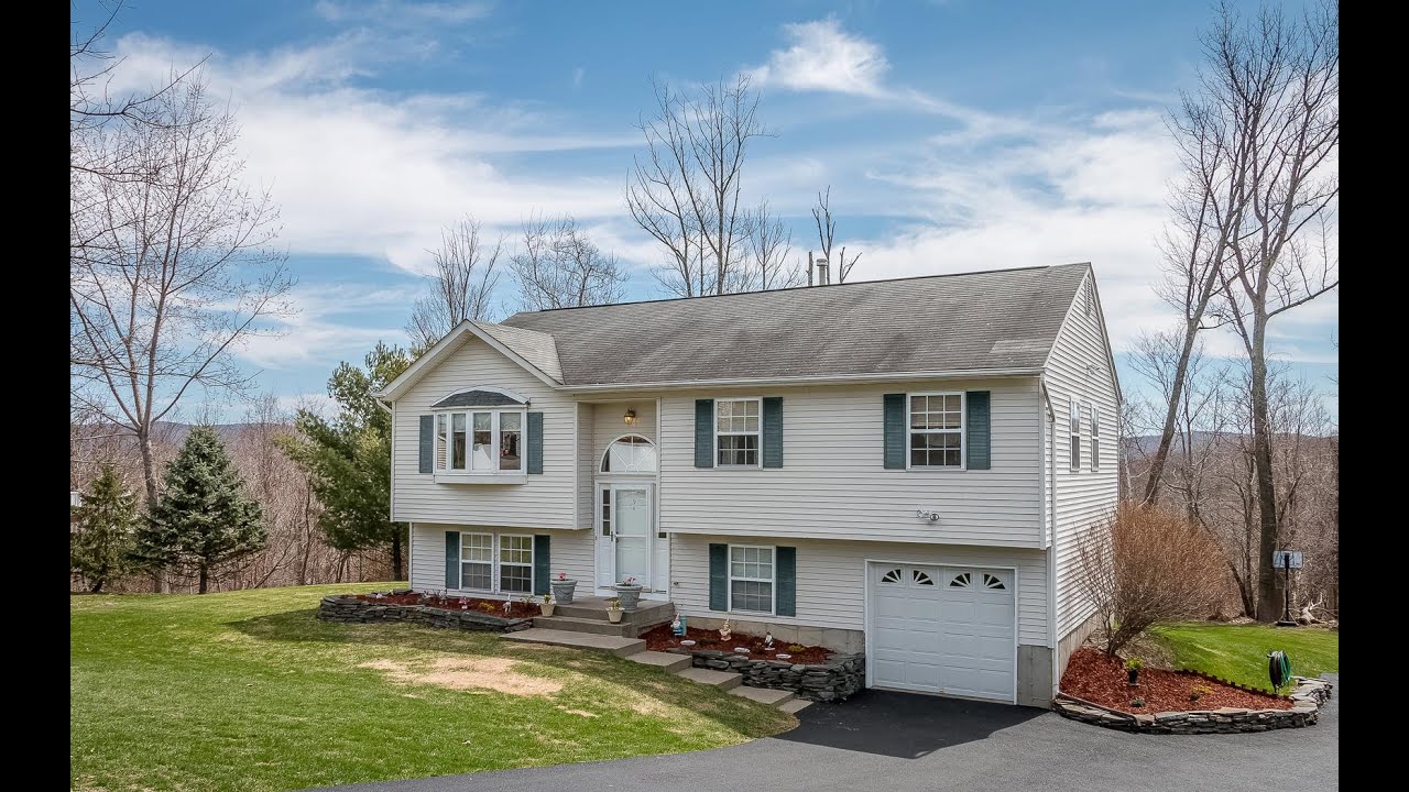 Real Estate Video Tour 9 Emory Road, Highland Mills, NY 10930