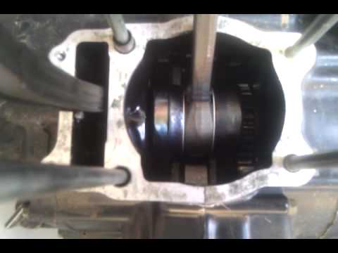 350x connecting rod play - YouTube