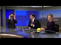 Q13 News anchors, who don’t have Snapchat, try out Snapchat Spectacles ​