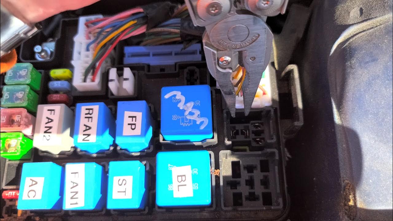 2009 Hyundai Accent Horn Fuse & Relay YouTube