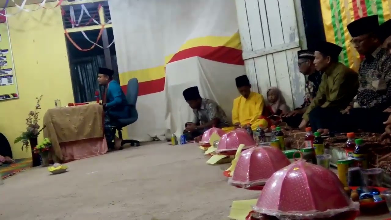 ngakaak:Isra'Mi'raj(bpk Nurdin Tuanku Sultan S.Pd.I )Aula PKDP sungai guntung Inhil