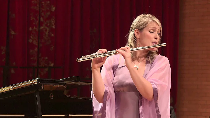 Katherine Bryan plays highlights from Carmen's Hab...