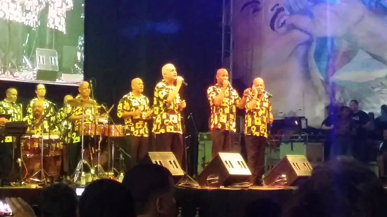 El Gran Combo " Las Hojas Blancas " canta Anthony YouTube
