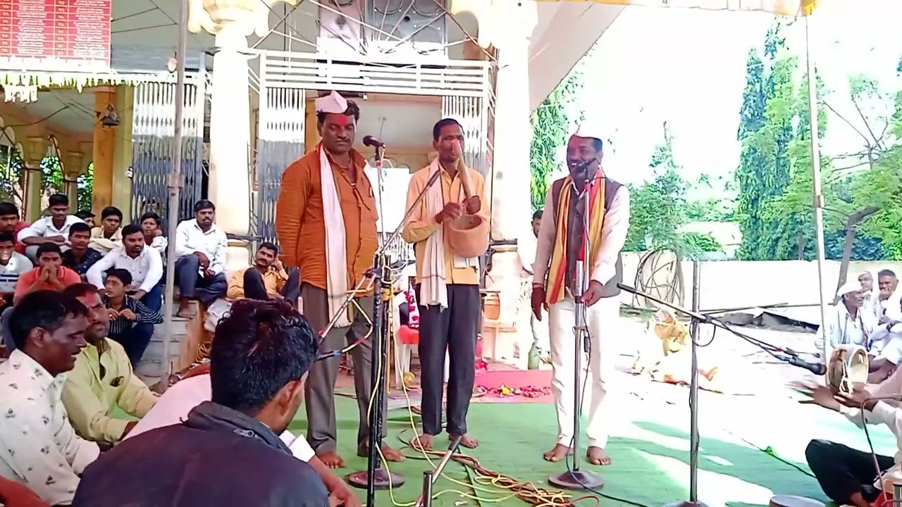 🌊💃पाण्या निघाल्या नगरीच्या नारी 🌹लक्ष्मण हिरे यांच्या आवाजात  सुंदर अशी बारी 🎹🎤