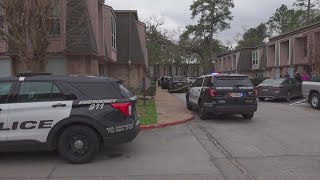 Woman finds husband, son dead in apparent murder-suicide in west Houston