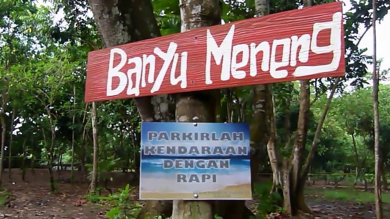 Pantai Banyu Meneng Malang Indonesia Review