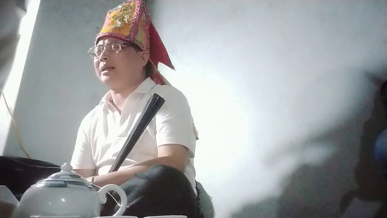 thầy mo kể chuyện nàng út lót